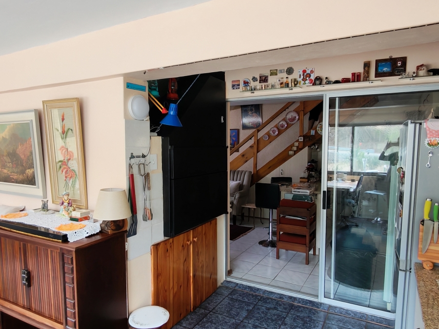 3 Bedroom Property for Sale in Herolds Bay Western Cape